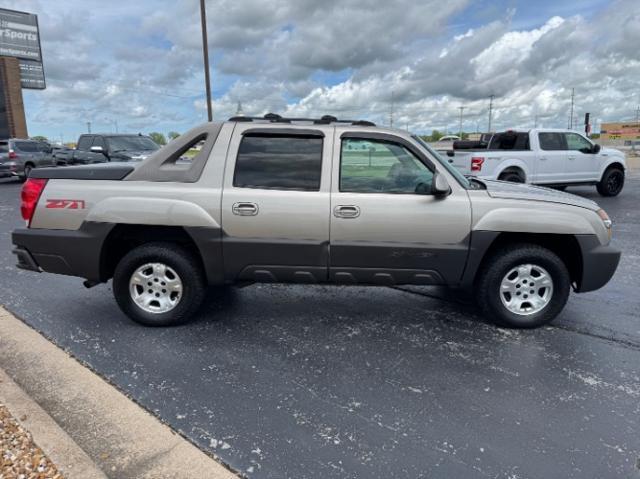used 2003 Chevrolet Avalanche car, priced at $9,980