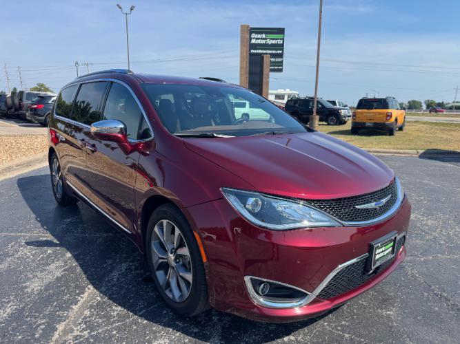 used 2020 Chrysler Pacifica car, priced at $11,980
