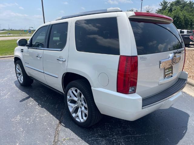 used 2010 Cadillac Escalade car, priced at $12,480