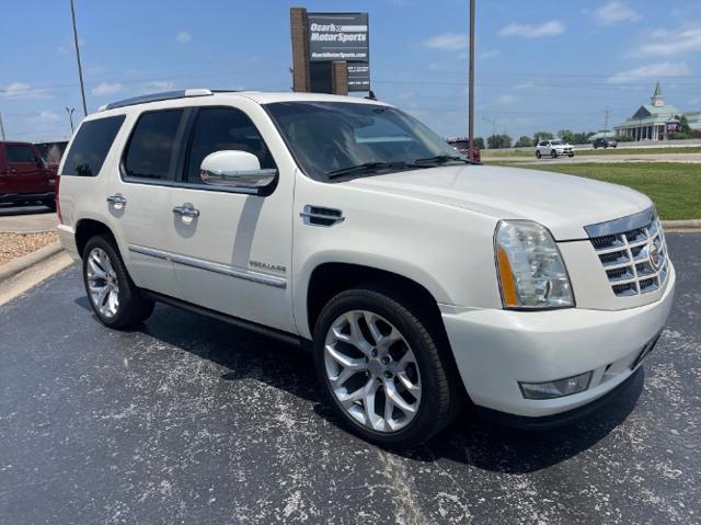 used 2010 Cadillac Escalade car, priced at $12,480