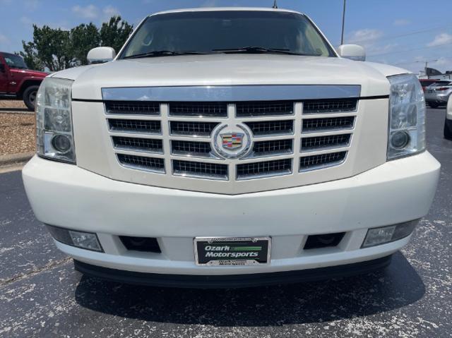 used 2010 Cadillac Escalade car, priced at $12,480