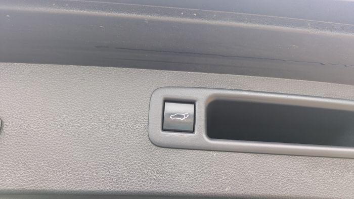 used 2020 Toyota Highlander car, priced at $26,980
