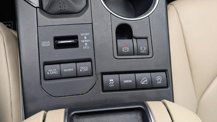used 2020 Toyota Highlander car, priced at $26,980