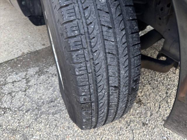 used 2013 Lincoln Navigator car, priced at $8,900