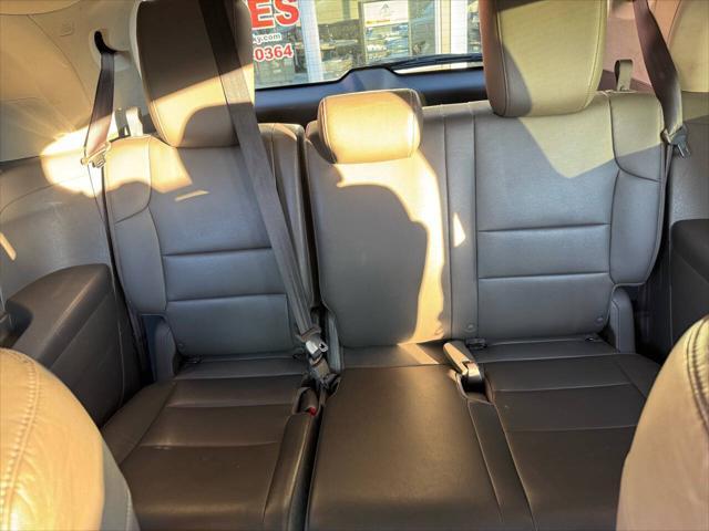 used 2013 Honda Odyssey car, priced at $10,500