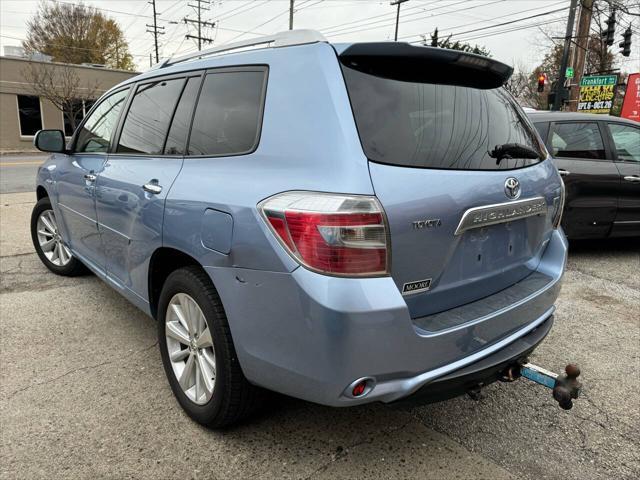 used 2009 Toyota Highlander Hybrid car, priced at $7,900