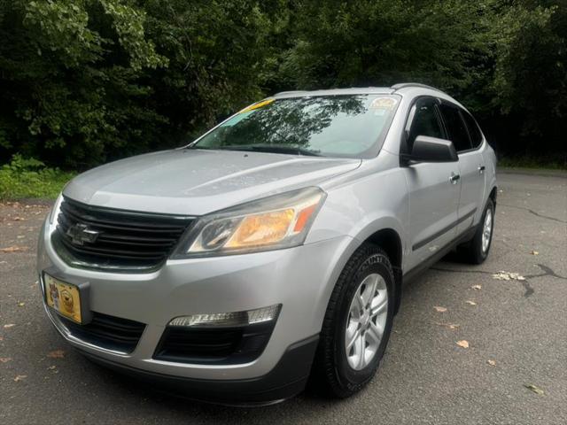 used 2014 Chevrolet Traverse car, priced at $7,999