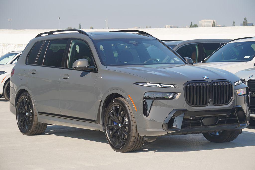 new 2026 BMW X7 car, priced at $98,265