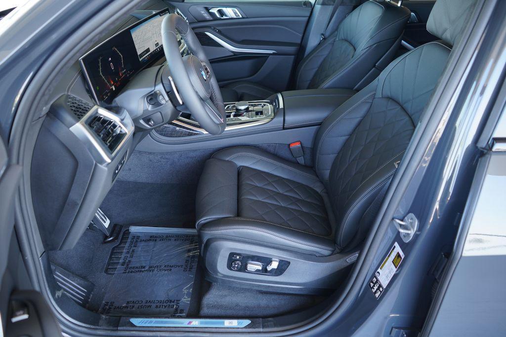 new 2026 BMW X7 car, priced at $98,265