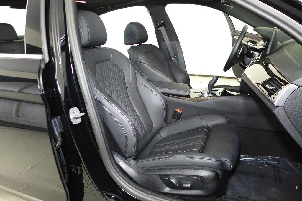 used 2023 BMW 540 car, priced at $42,888