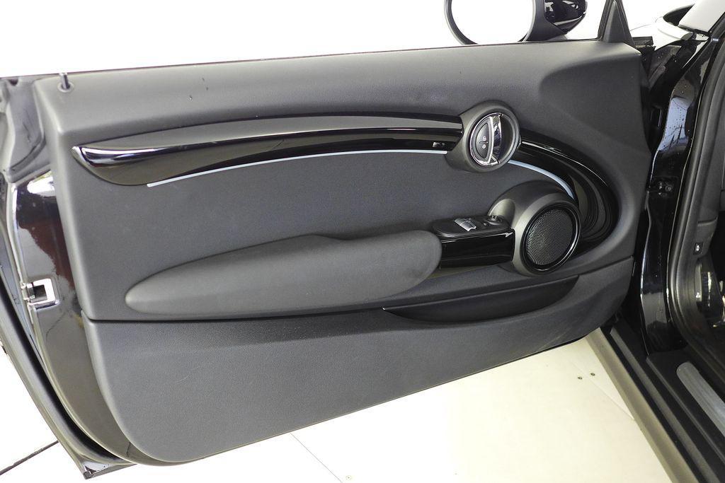 used 2023 MINI Hardtop car, priced at $17,488