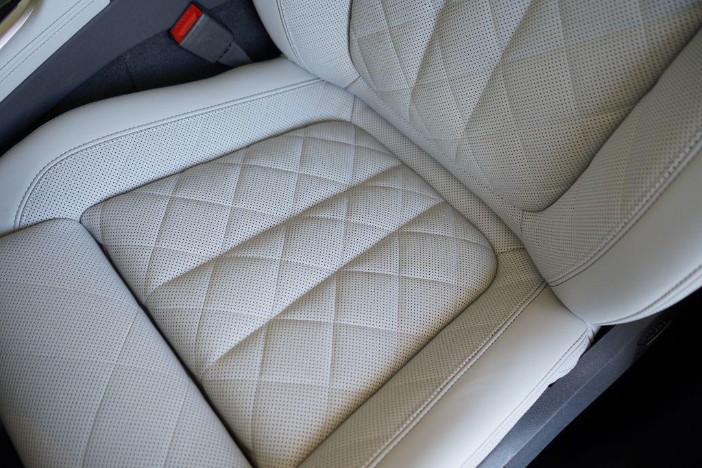 new 2026 BMW X7 car, priced at $97,865