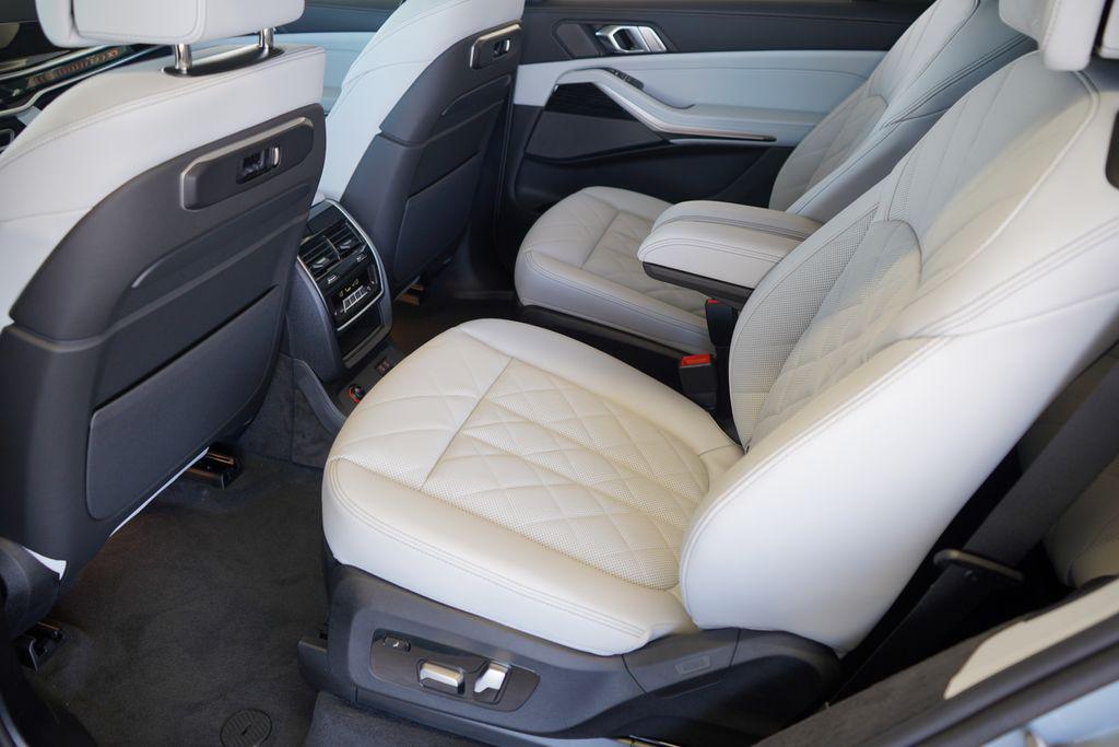 new 2026 BMW X7 car, priced at $97,865