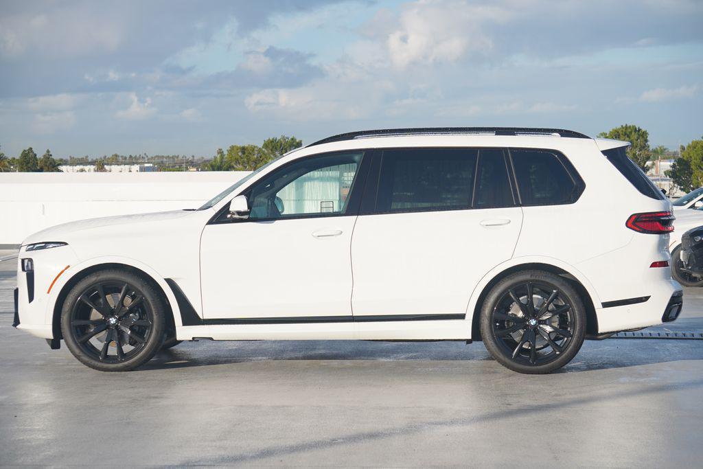 new 2026 BMW X7 car, priced at $101,665