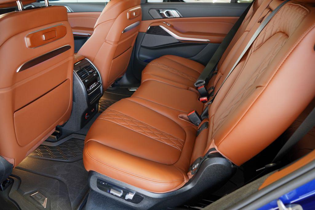 new 2025 BMW X7 car, priced at $117,500