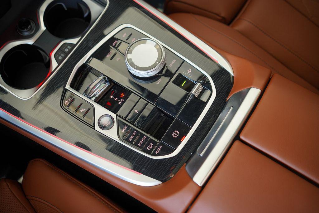 new 2025 BMW X7 car, priced at $117,500