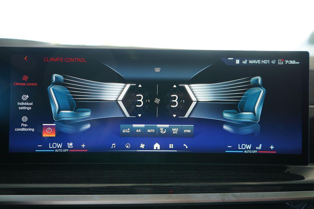 new 2025 BMW X7 car, priced at $117,500