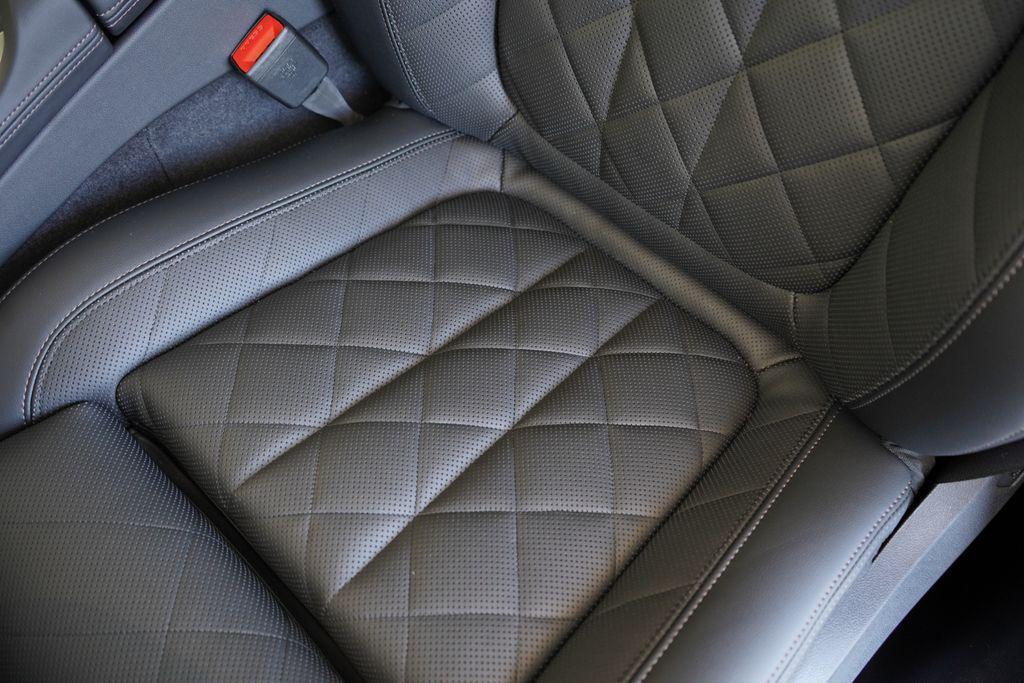 new 2026 BMW X7 car, priced at $89,865