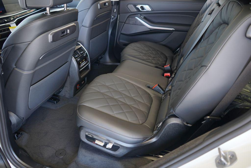 new 2026 BMW X7 car, priced at $89,865