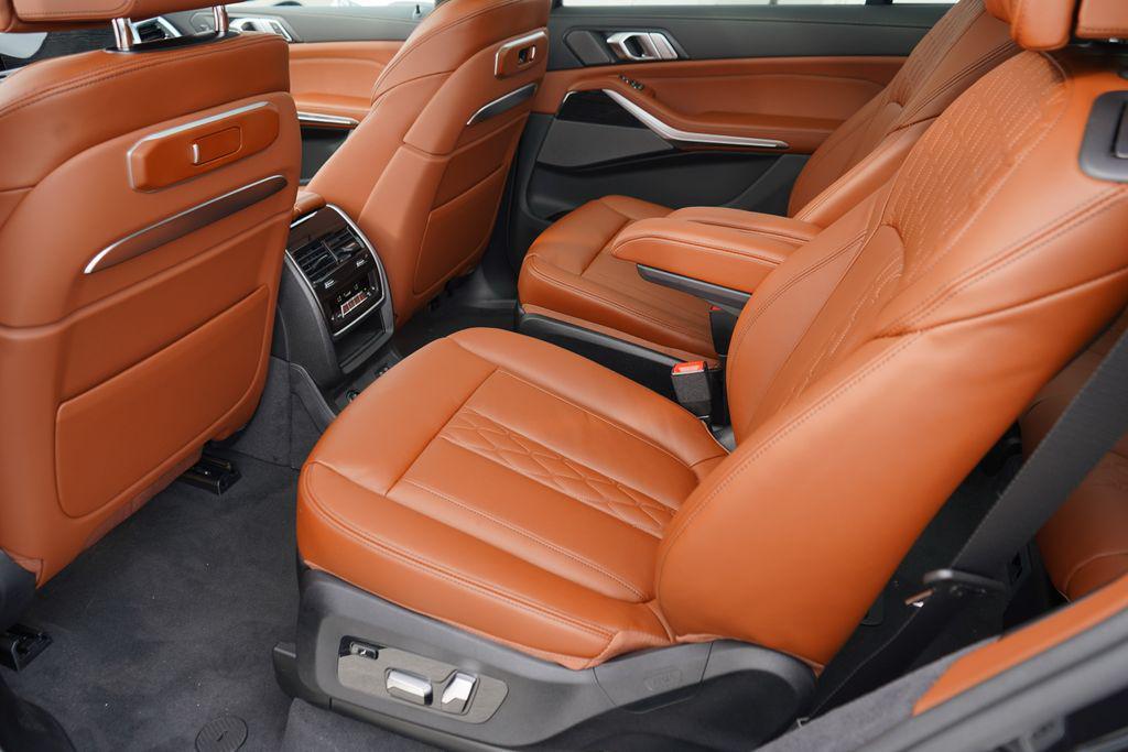 new 2026 BMW X7 car, priced at $102,215