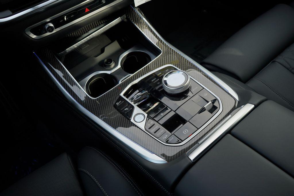 new 2026 BMW X7 car, priced at $127,180