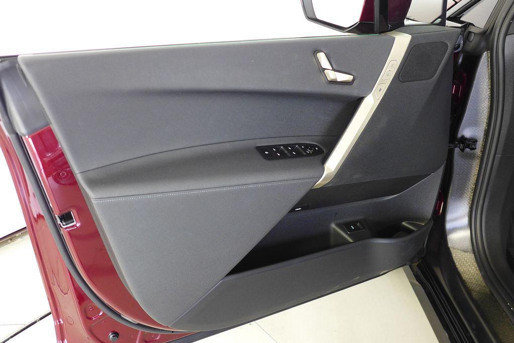 used 2023 BMW iX car, priced at $43,888