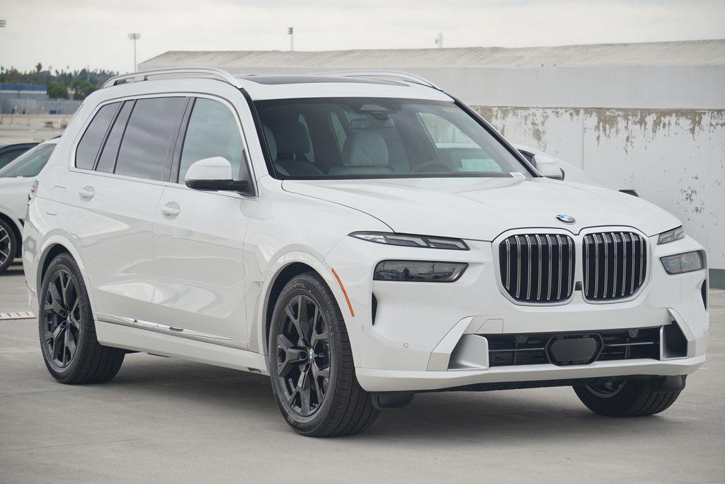 new 2026 BMW X7 car, priced at $93,365