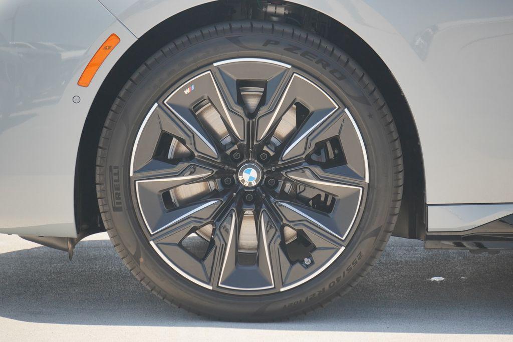 new 2026 BMW i7 car, priced at $116,205