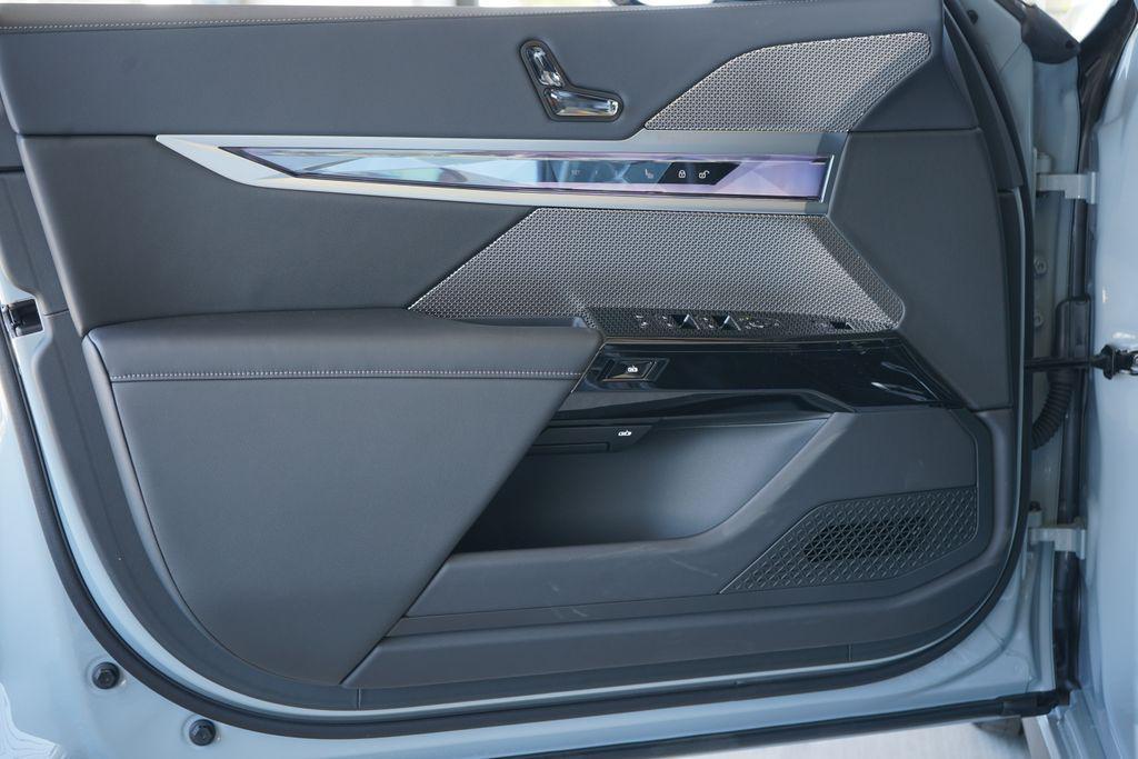 new 2026 BMW i7 car, priced at $116,205