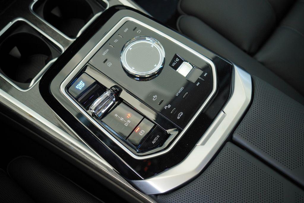 new 2026 BMW i7 car, priced at $116,205