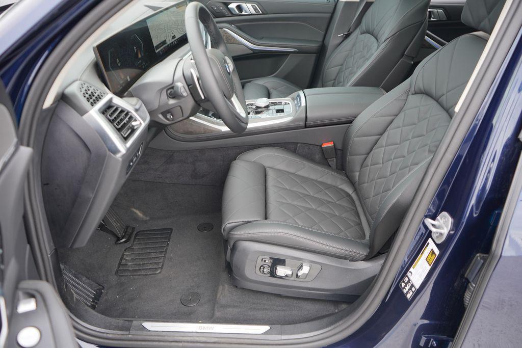 used 2025 BMW X7 car, priced at $79,825