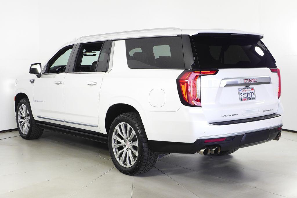 used 2022 GMC Yukon XL car, priced at $54,888