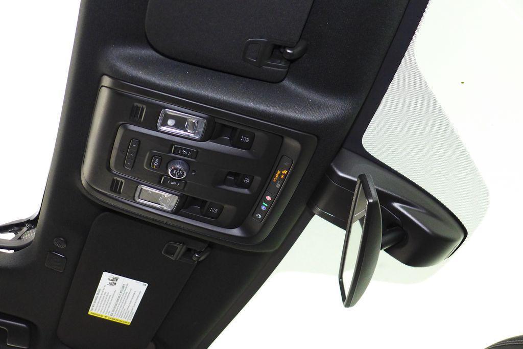 used 2022 GMC Yukon XL car, priced at $54,888