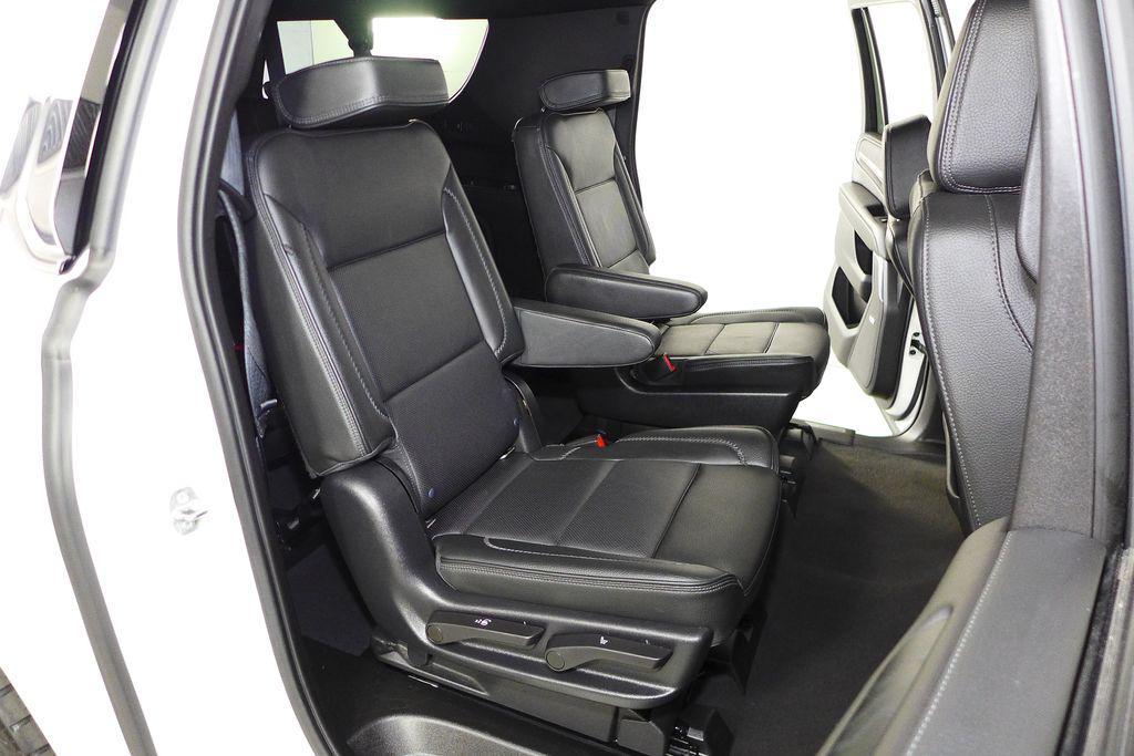 used 2022 GMC Yukon XL car, priced at $54,888