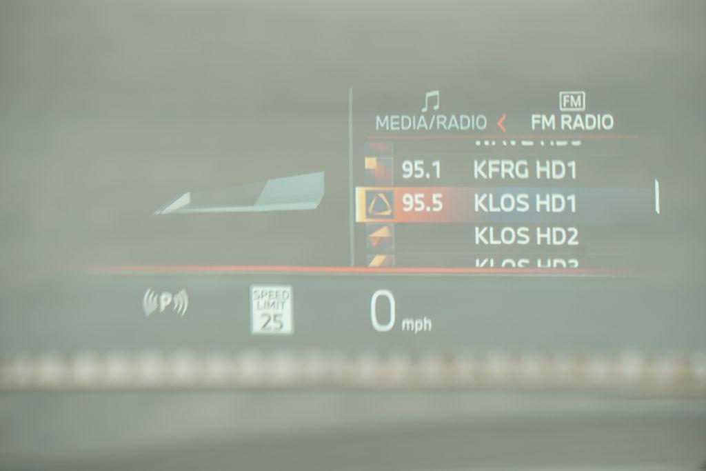 new 2025 BMW 760 car, priced at $129,625