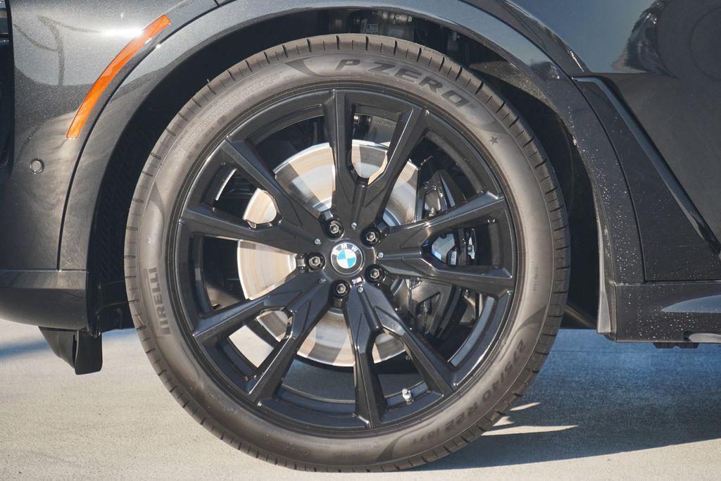 new 2026 BMW X7 car, priced at $97,315