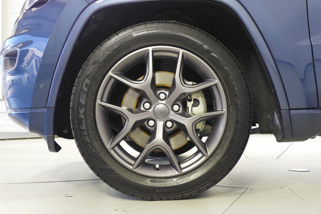 used 2021 Jeep Grand Cherokee car, priced at $17,888