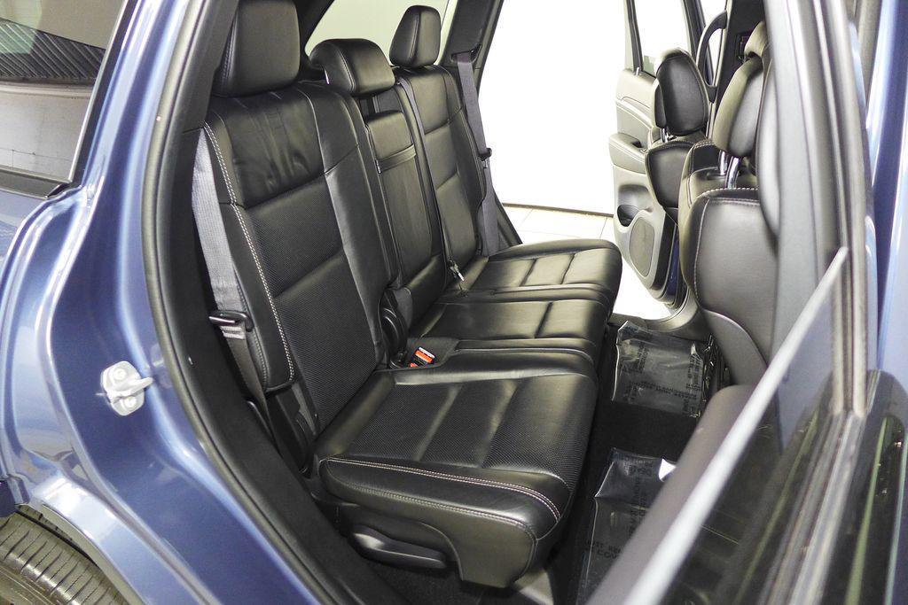 used 2021 Jeep Grand Cherokee car, priced at $17,888