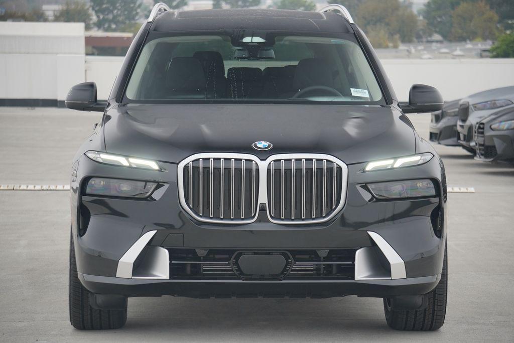 new 2026 BMW X7 car, priced at $88,265