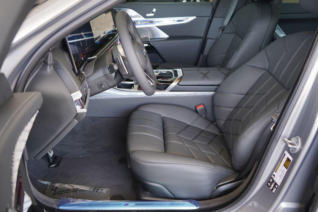 new 2025 BMW 760 car, priced at $133,005