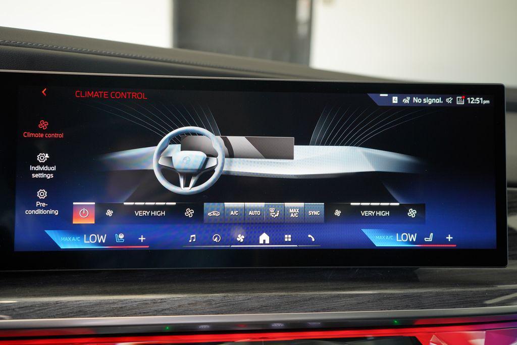 new 2025 BMW 760 car, priced at $133,005