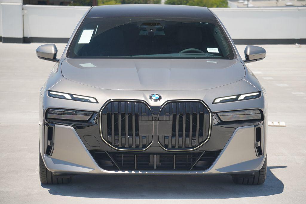 new 2025 BMW 760 car, priced at $133,005