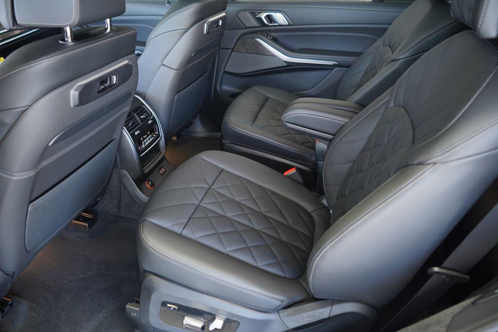 new 2026 BMW X7 car, priced at $98,230