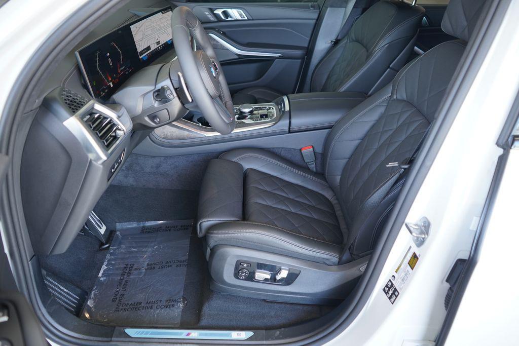 new 2026 BMW X7 car, priced at $98,230