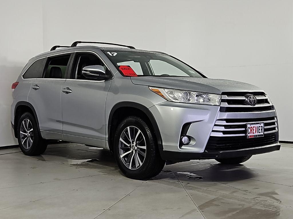 used 2017 Toyota Highlander car, priced at $20,888