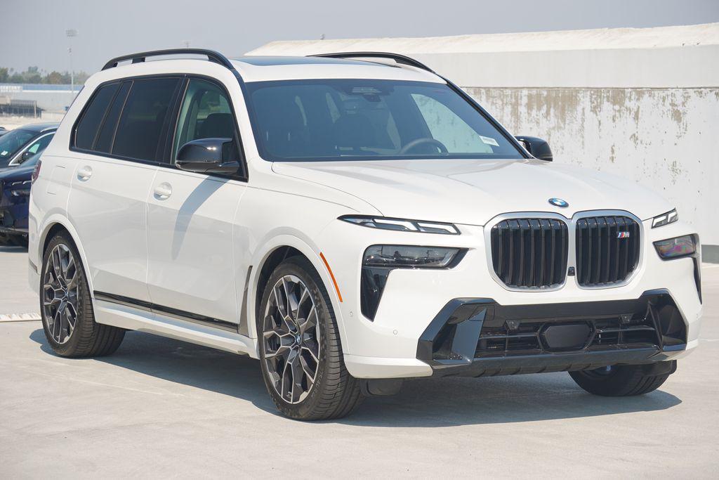 new 2025 BMW X7 car, priced at $121,760