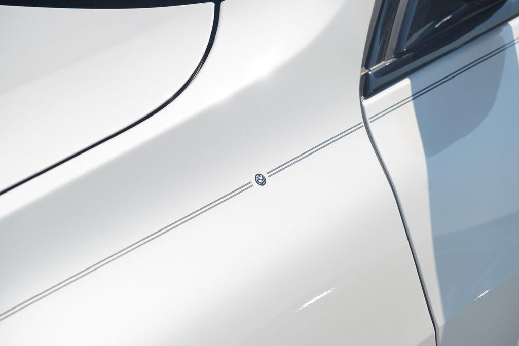 new 2025 BMW X7 car, priced at $121,760