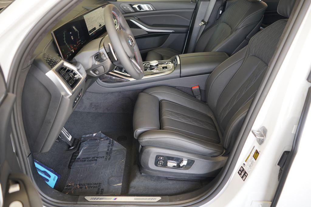 new 2025 BMW X7 car, priced at $121,760