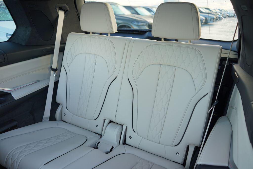 new 2026 BMW X7 car, priced at $123,240