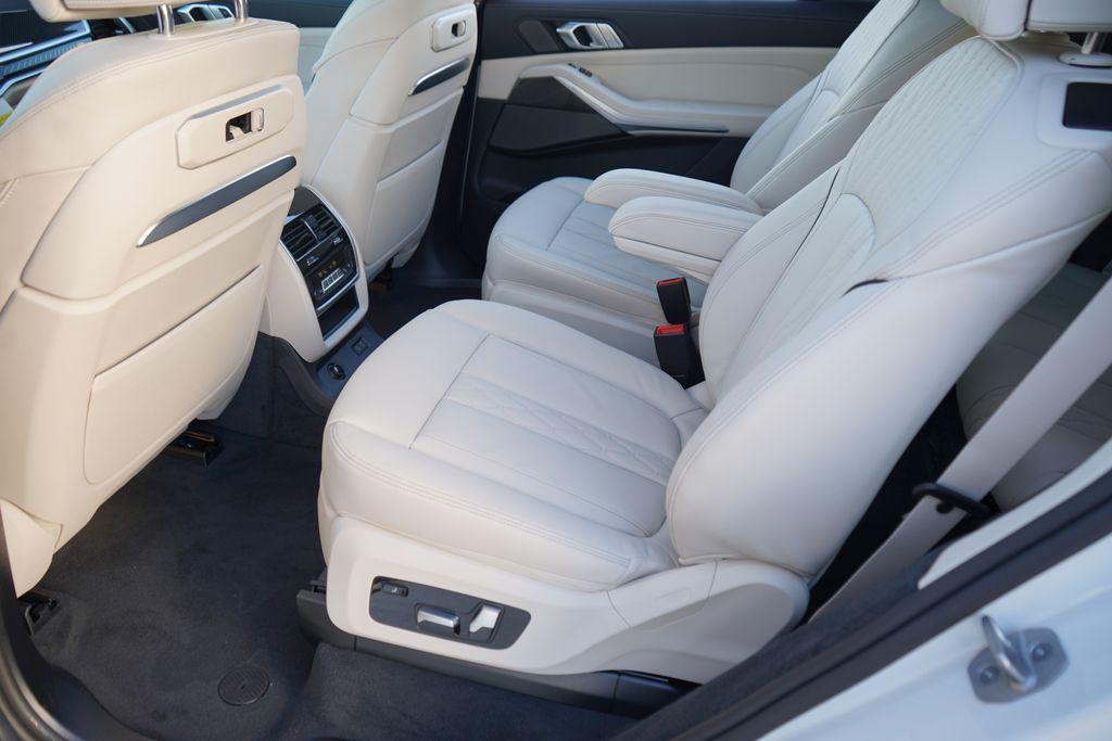 new 2026 BMW X7 car, priced at $123,240